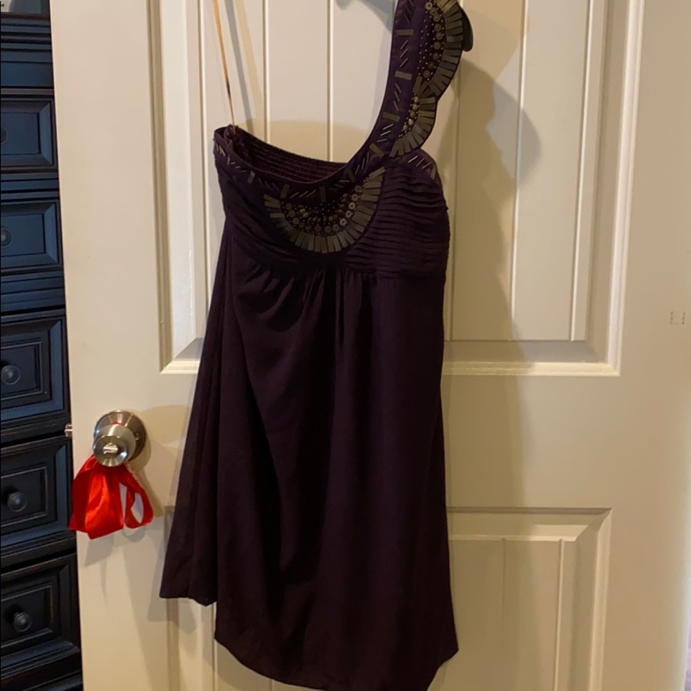 One shoulder purple dress